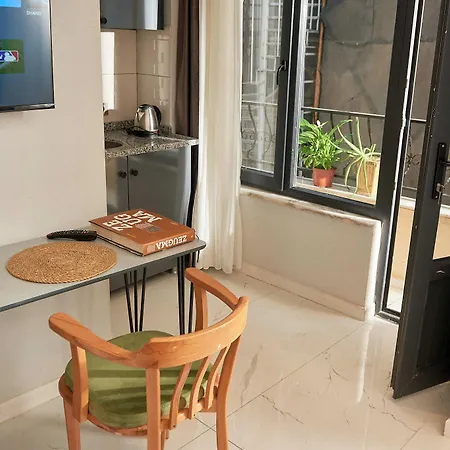 Taksim Eliana 3*