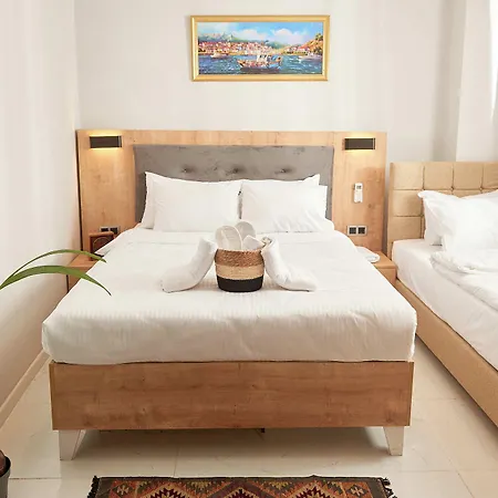 Taksim Eliana Lägenhetshotell