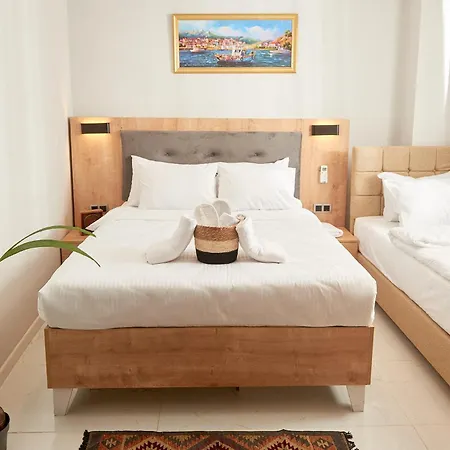 Taksim Eliana 3*